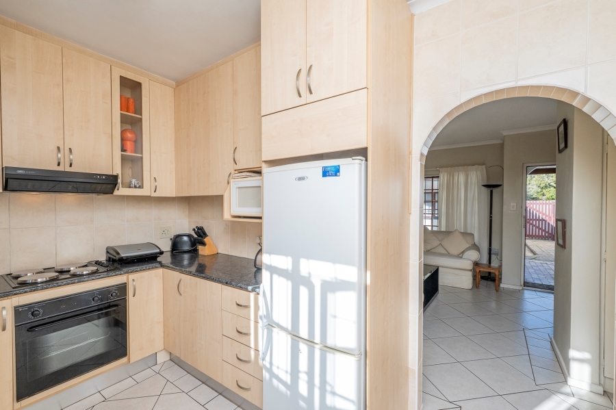 2 Bedroom Property for Sale in Vredekloof Western Cape